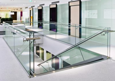 gallery/glass railings